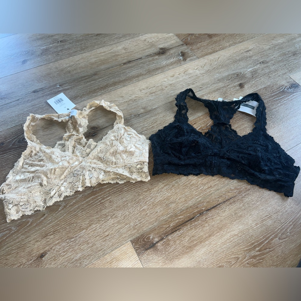 2 bralettes, XL, NWT